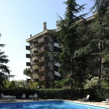 Parco Salario Apartmanhotel